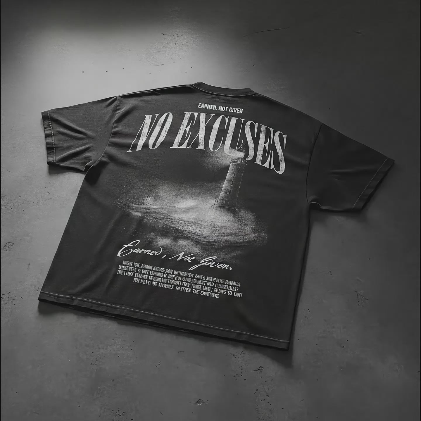Mérité. Pas donné. T-Shirt